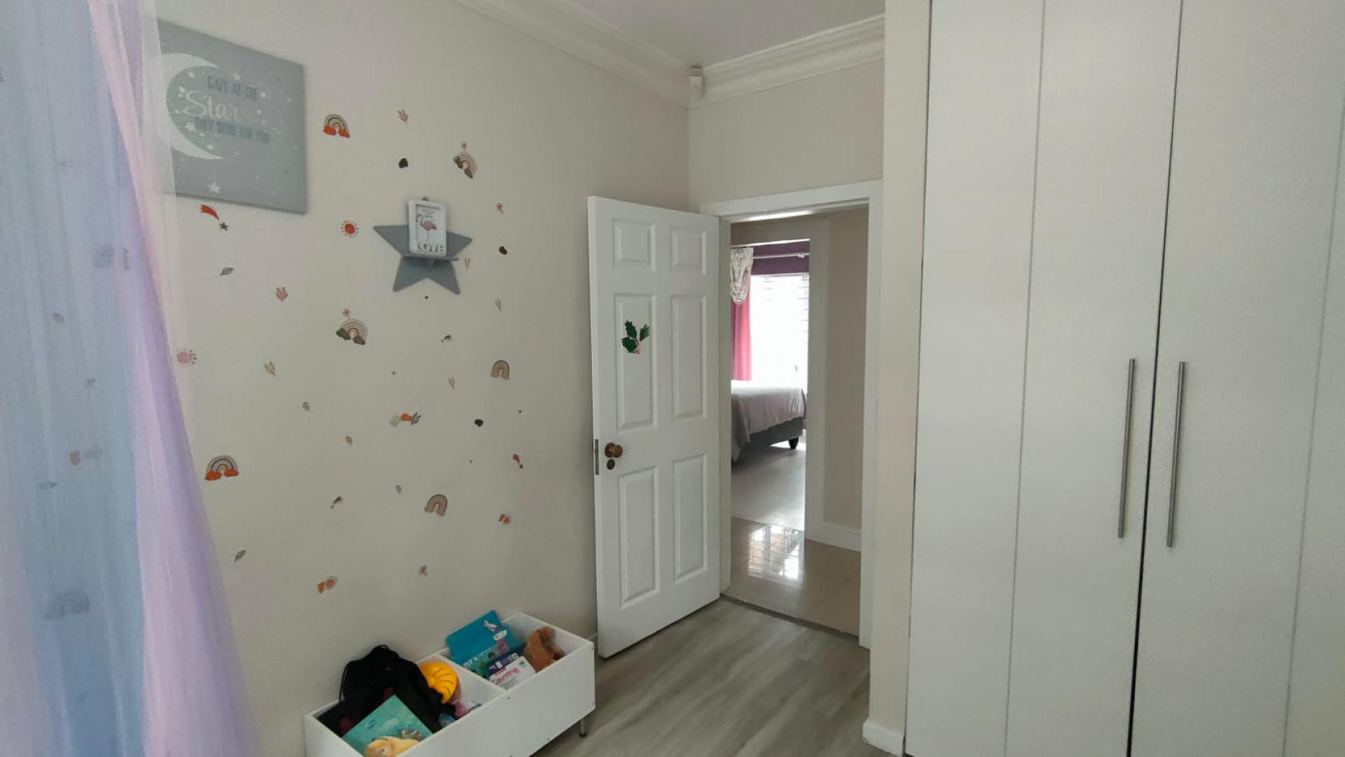  of property in Gillitts 