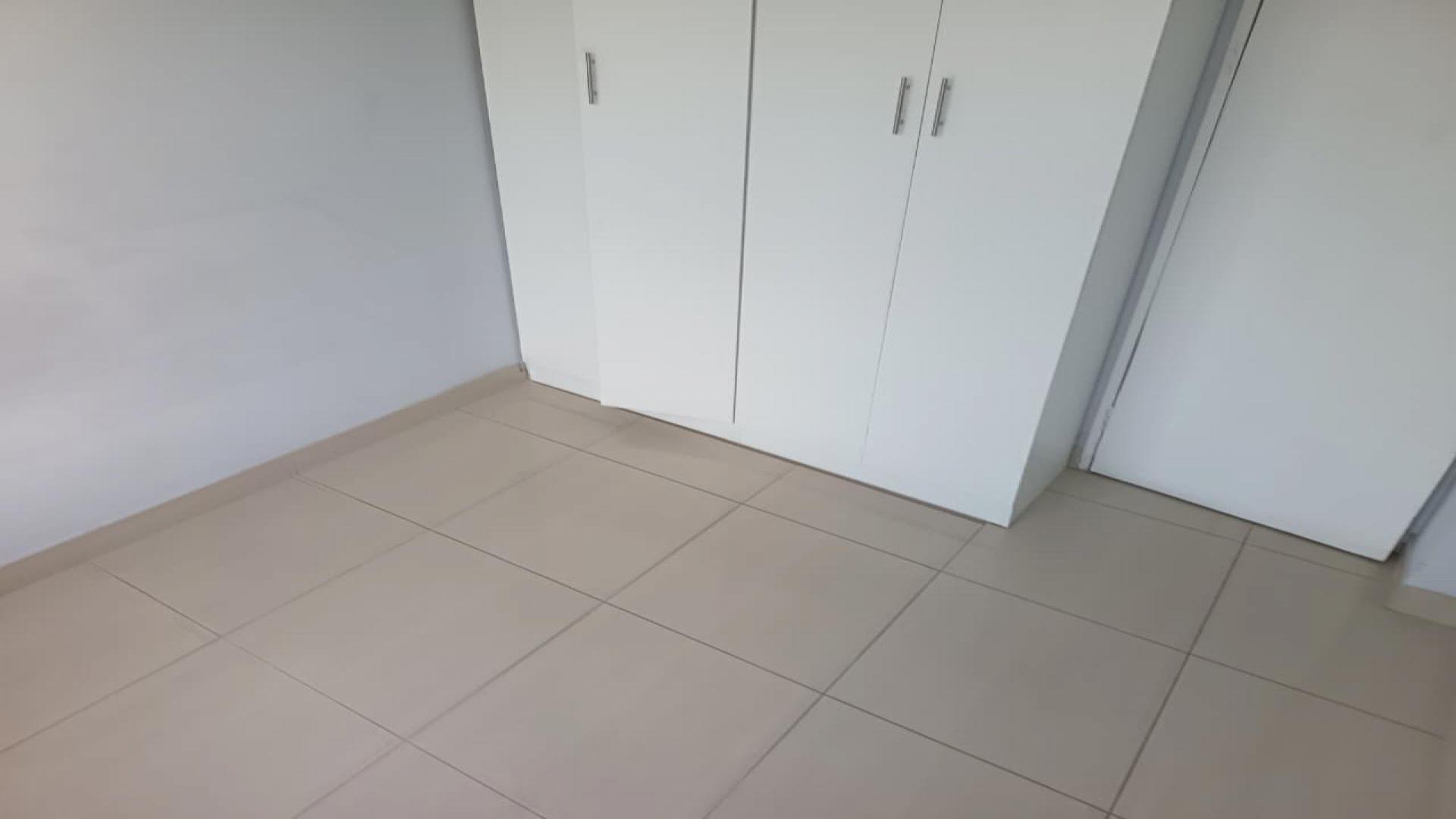 Bed Room 1 of property in Durban Central