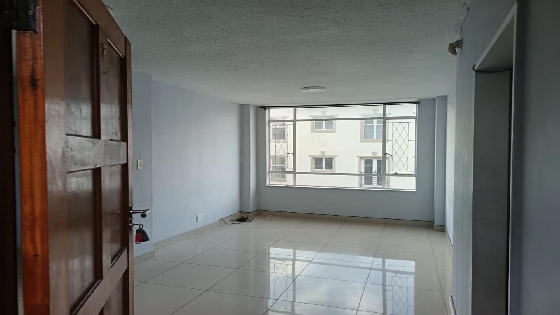 Lounges of property in Durban Central
