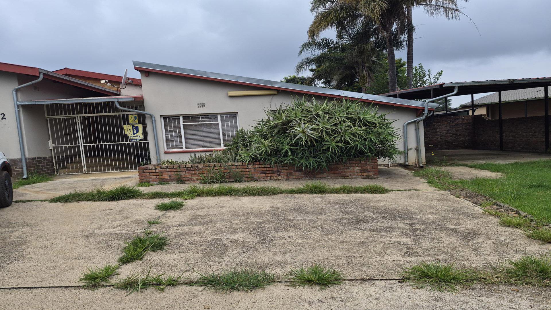 Front View of property in Piet Retief