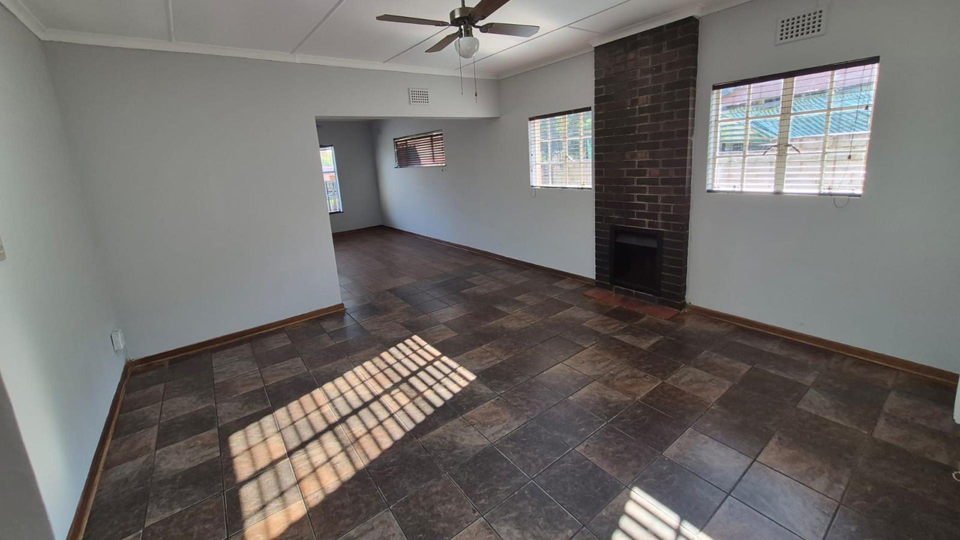 Lounges of property in Piet Retief