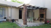 Patio of property in Sonneglans