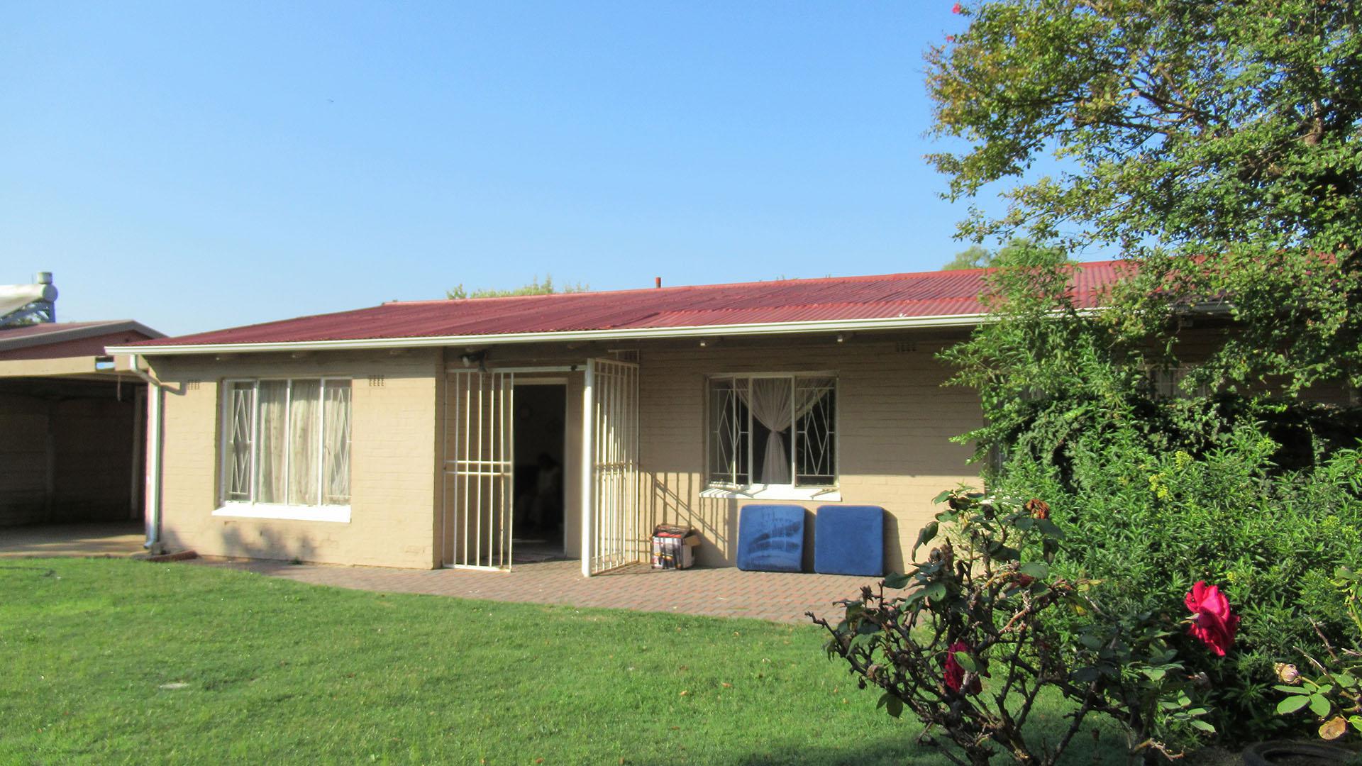 Front View of property in Sasolburg