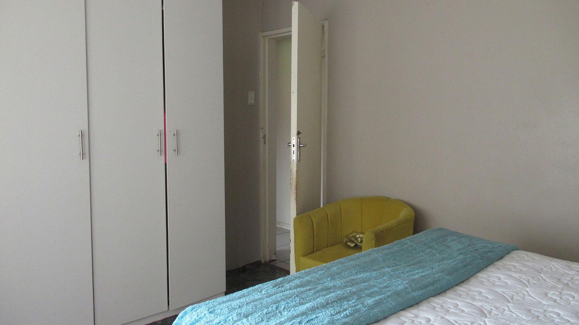 Bed Room 2 - 17 square meters of property in Sasolburg