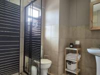  of property in Annlin West