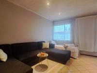  of property in Die Hoewes