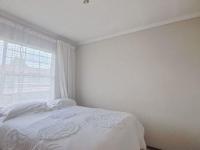  of property in Die Hoewes