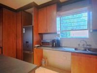  of property in Die Hoewes