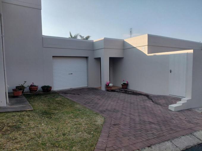 2 Bedroom House for Sale For Sale in Rietvalleirand - MR708320
