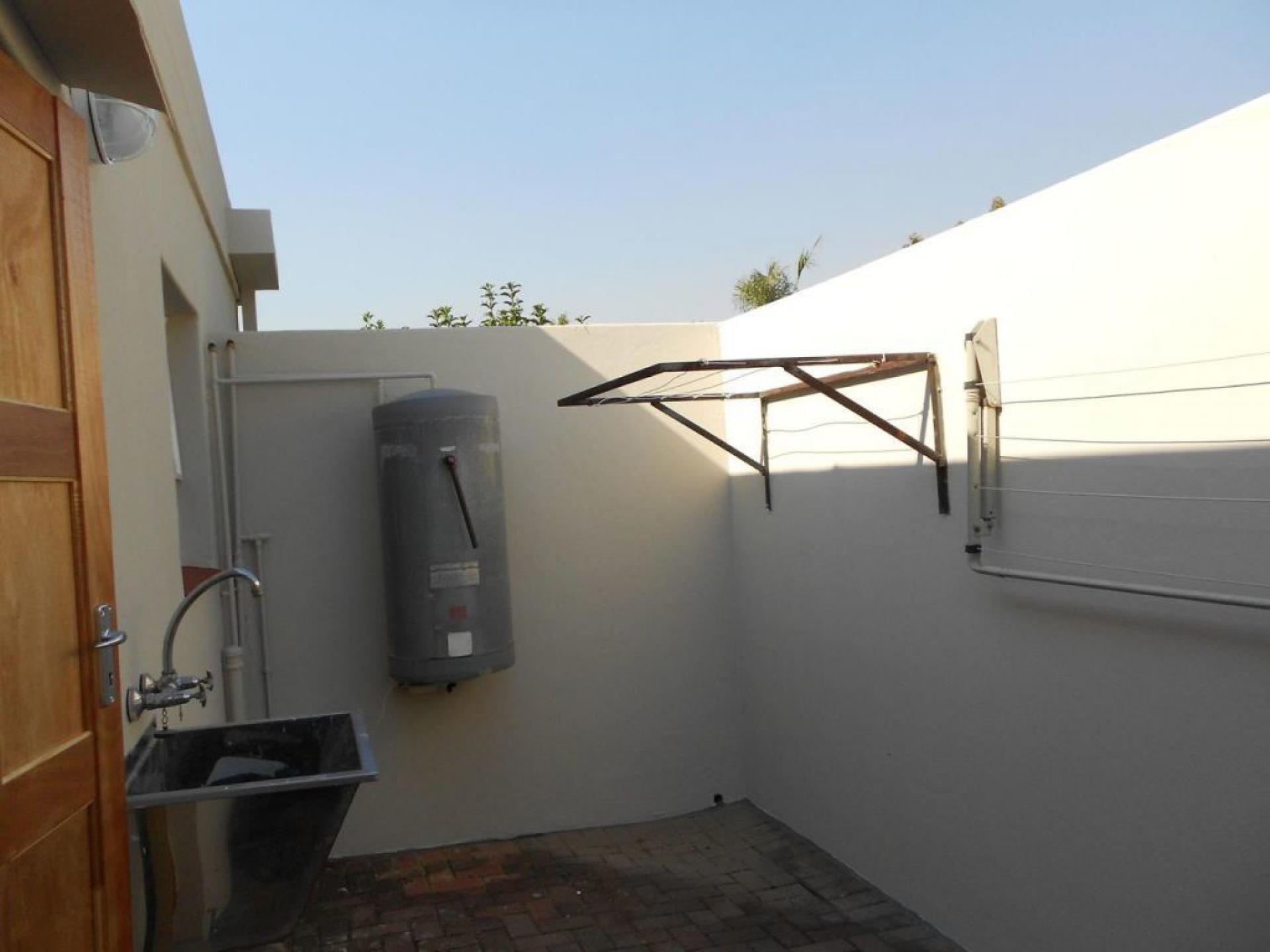  of property in Rietvalleirand