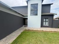 4 Bedroom 3 Bathroom House to Rent for sale in Summerfields Estate
