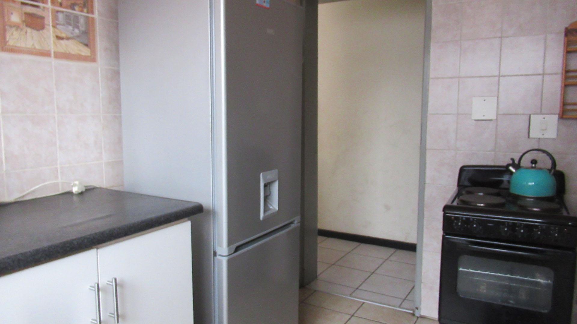Kitchen - 9 square meters of property in Roseacre