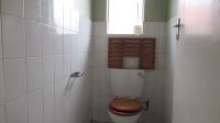 Guest Toilet - 1 square meters of property in Roseacre