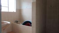 Bathroom 1 - 5 square meters of property in Roseacre