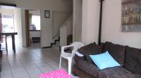 Lounges - 11 square meters of property in Roseacre