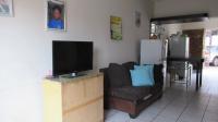 Lounges - 11 square meters of property in Roseacre