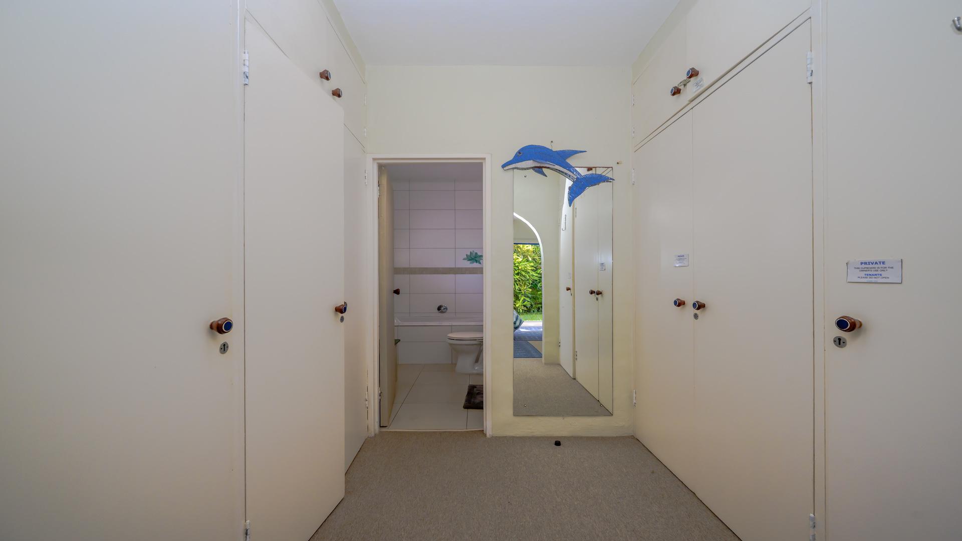 Main Bedroom of property in Shakas Rock