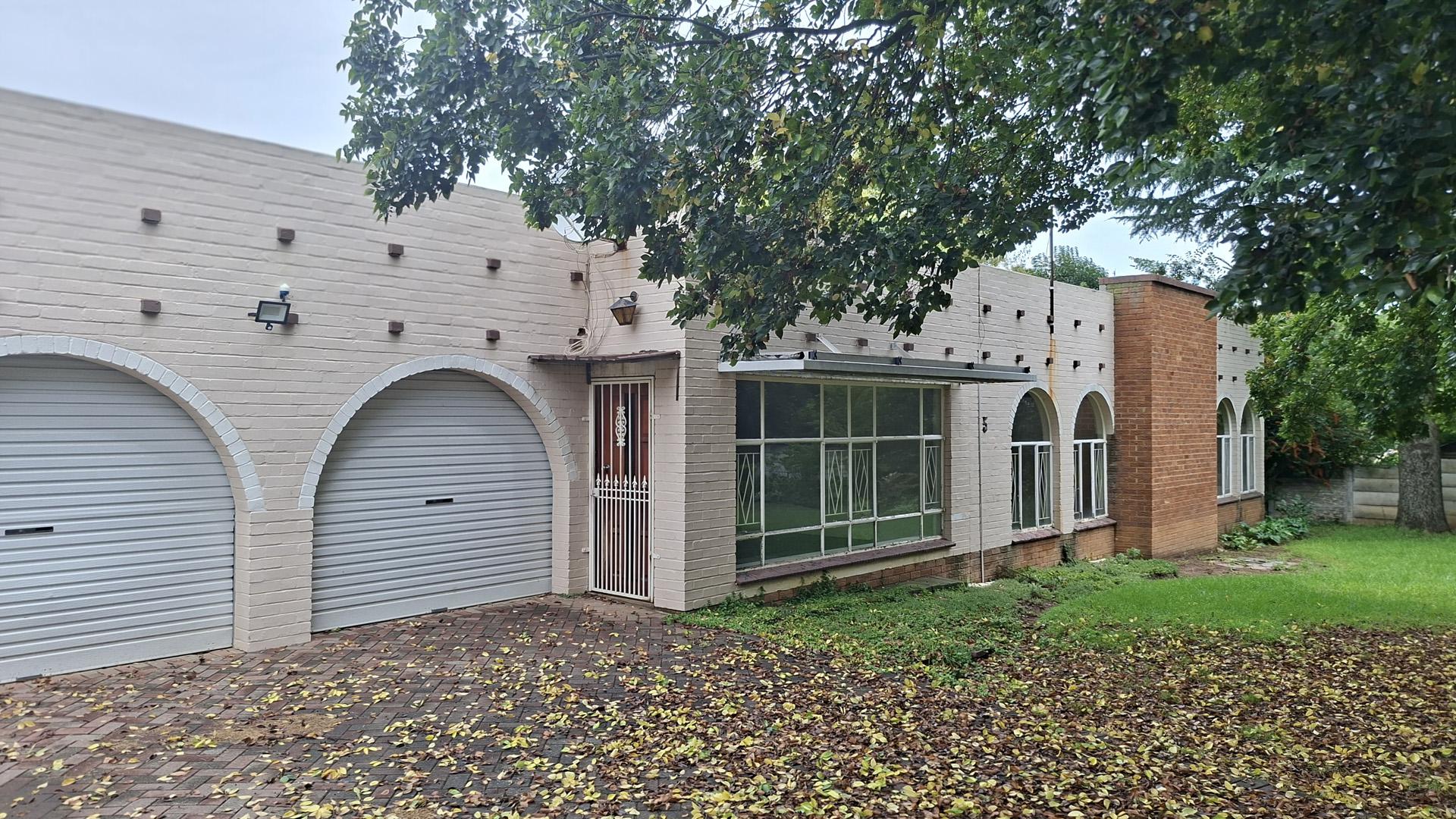 Front View of property in Bethlehem