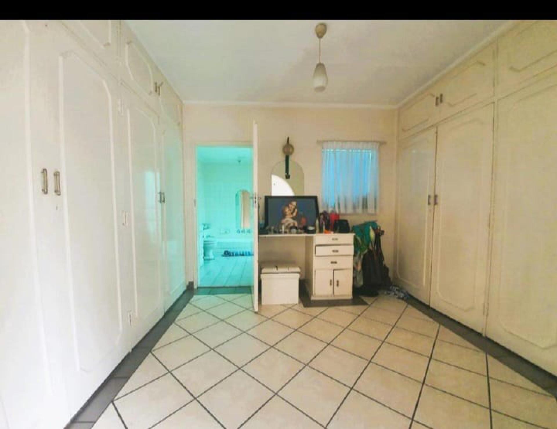  of property in Muckleneuk