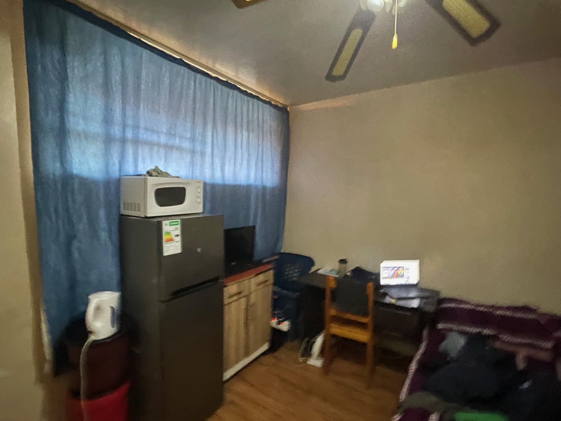  of property in Sunnyside