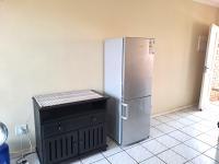  of property in Die Hoewes