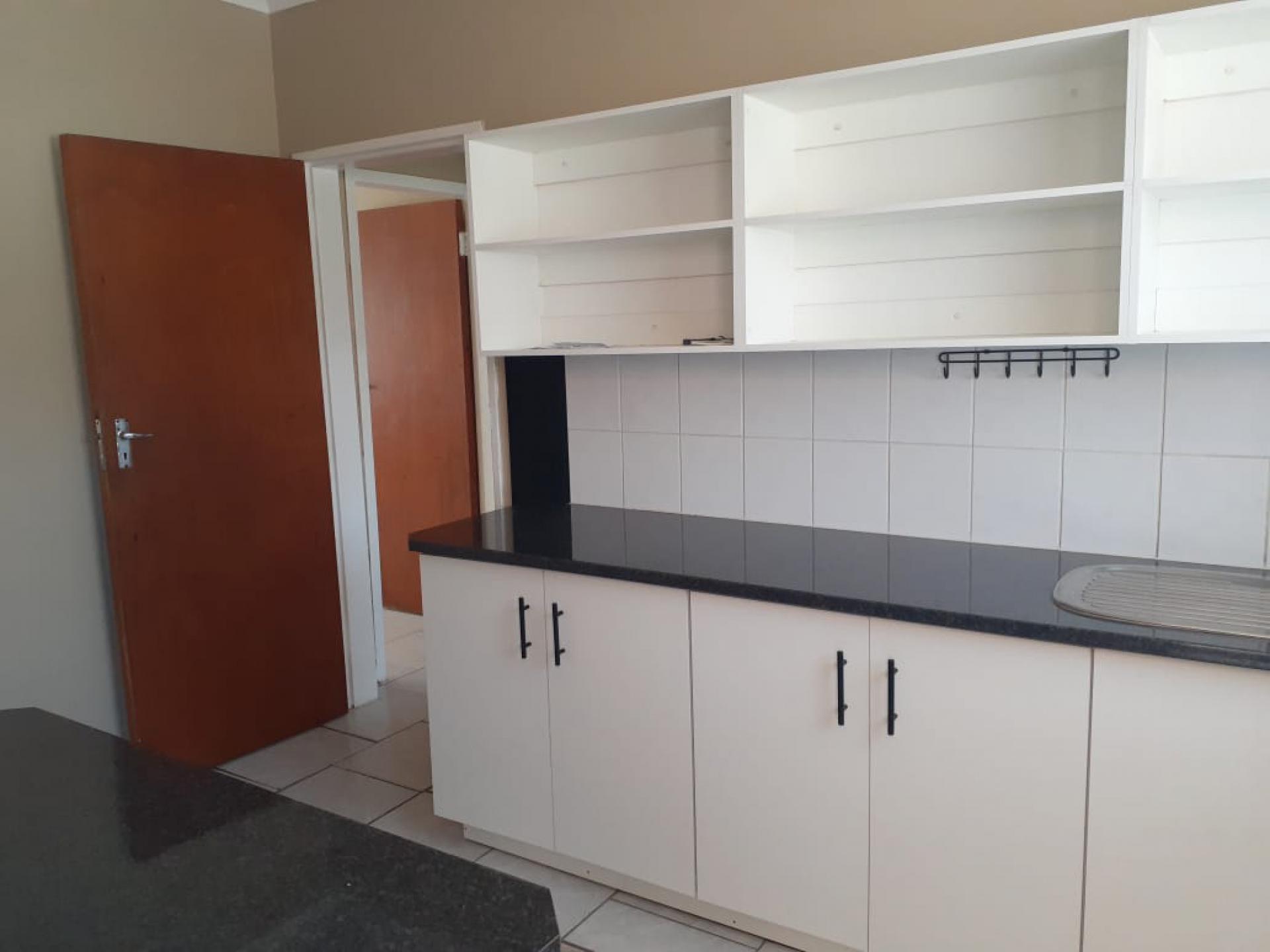  of property in Sydenham - PE