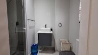 Bathroom 2 - 5 square meters of property in Bryanston