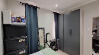 Bed Room 2 - 13 square meters of property in Bryanston