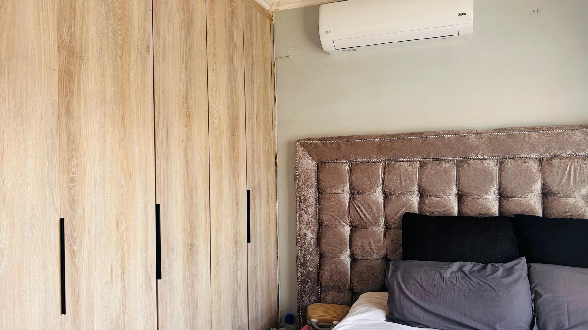 Bed Room 1 of property in The Orchards
