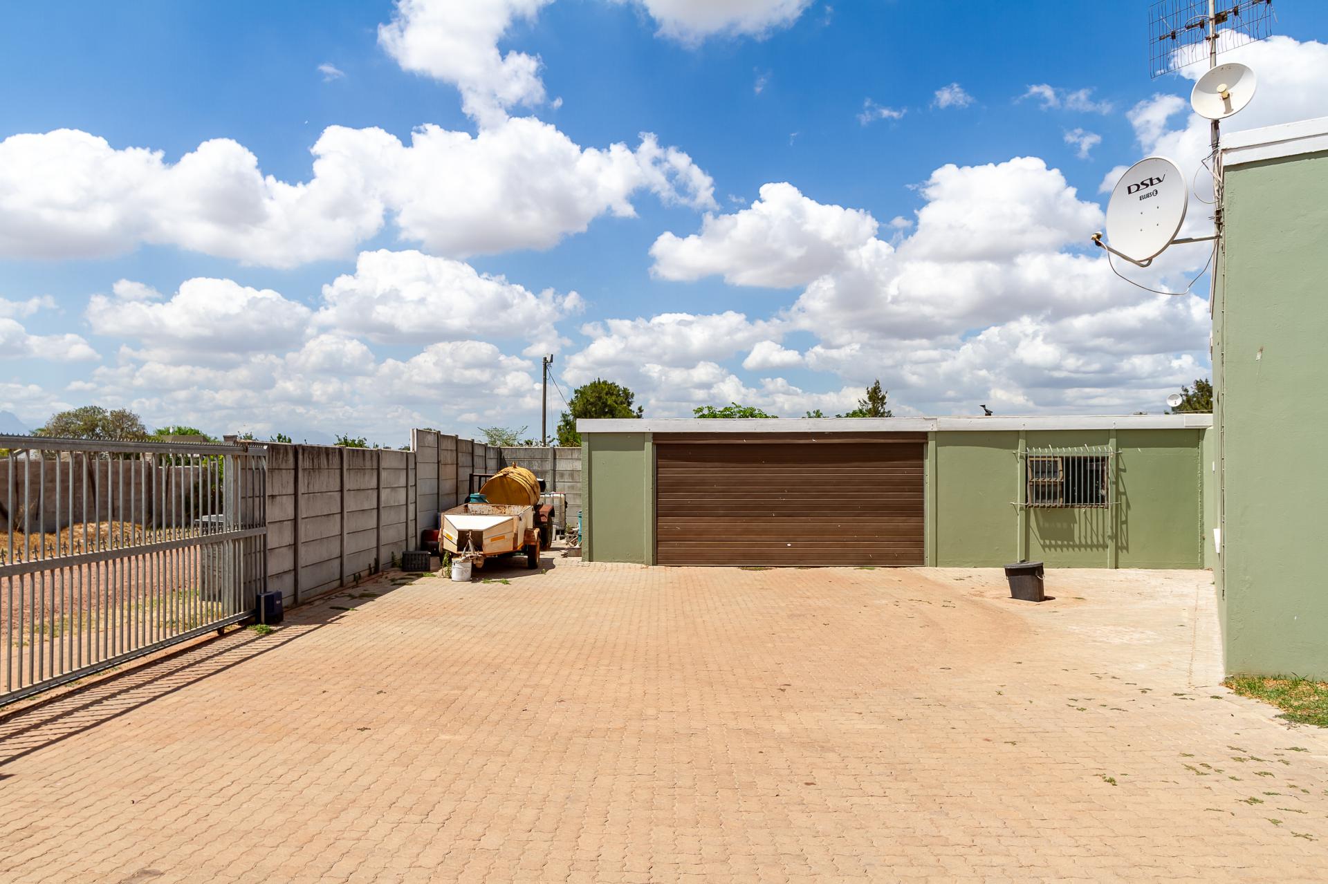  of property in Klipheuwel