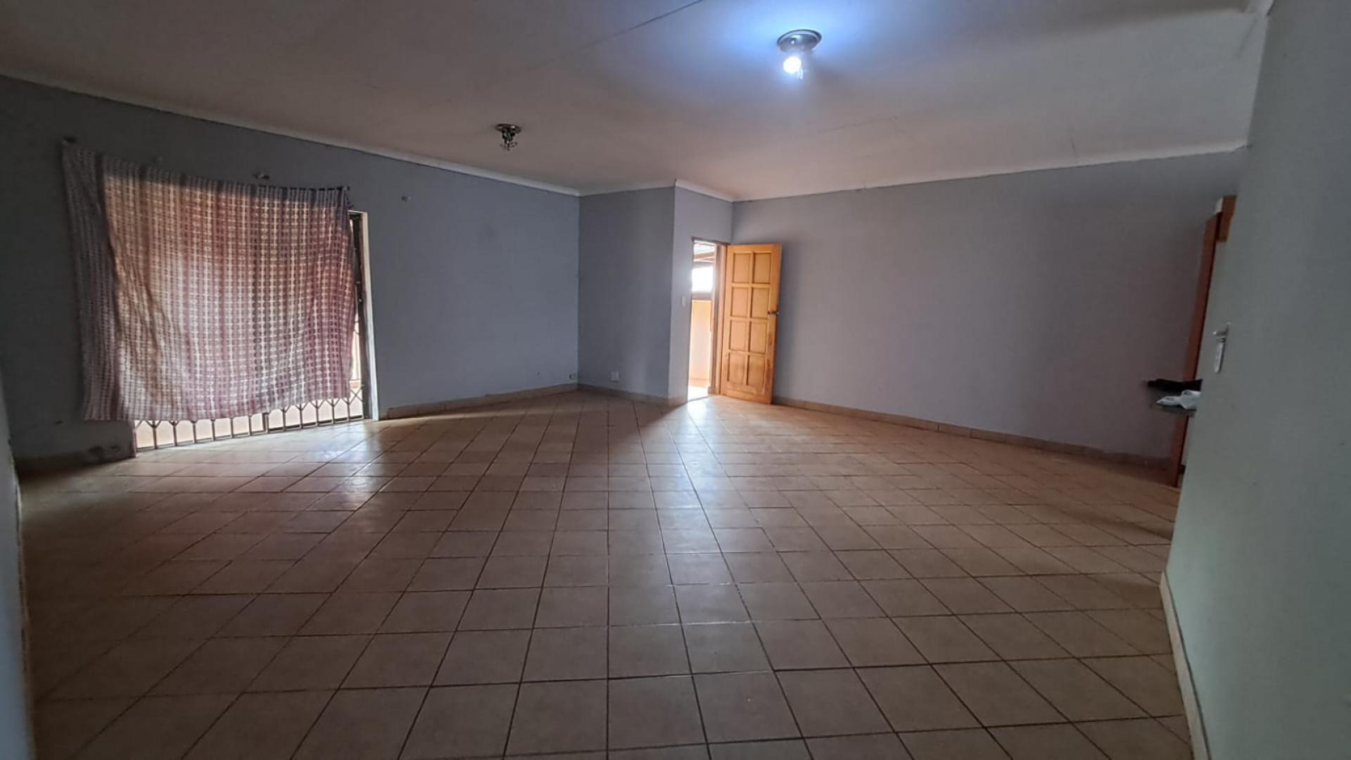 Lounges of property in Koster