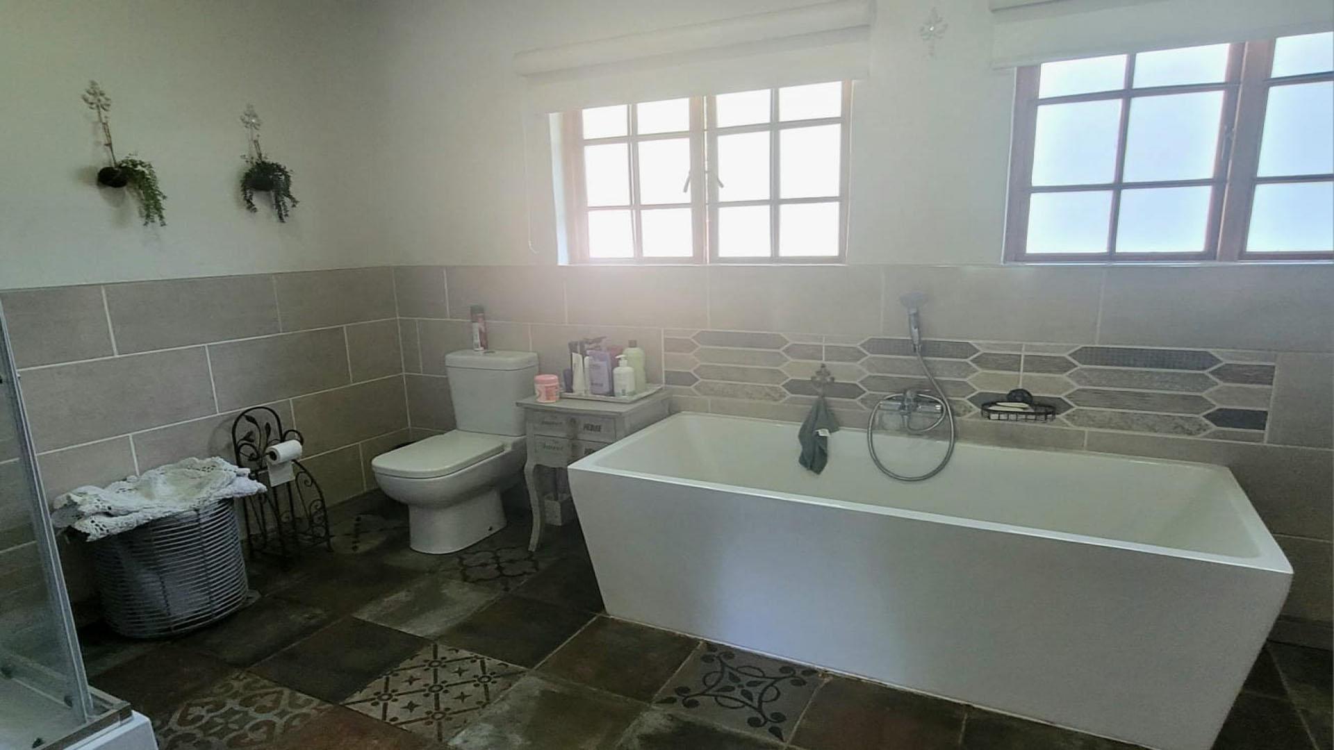 Main Bathroom of property in Welkom