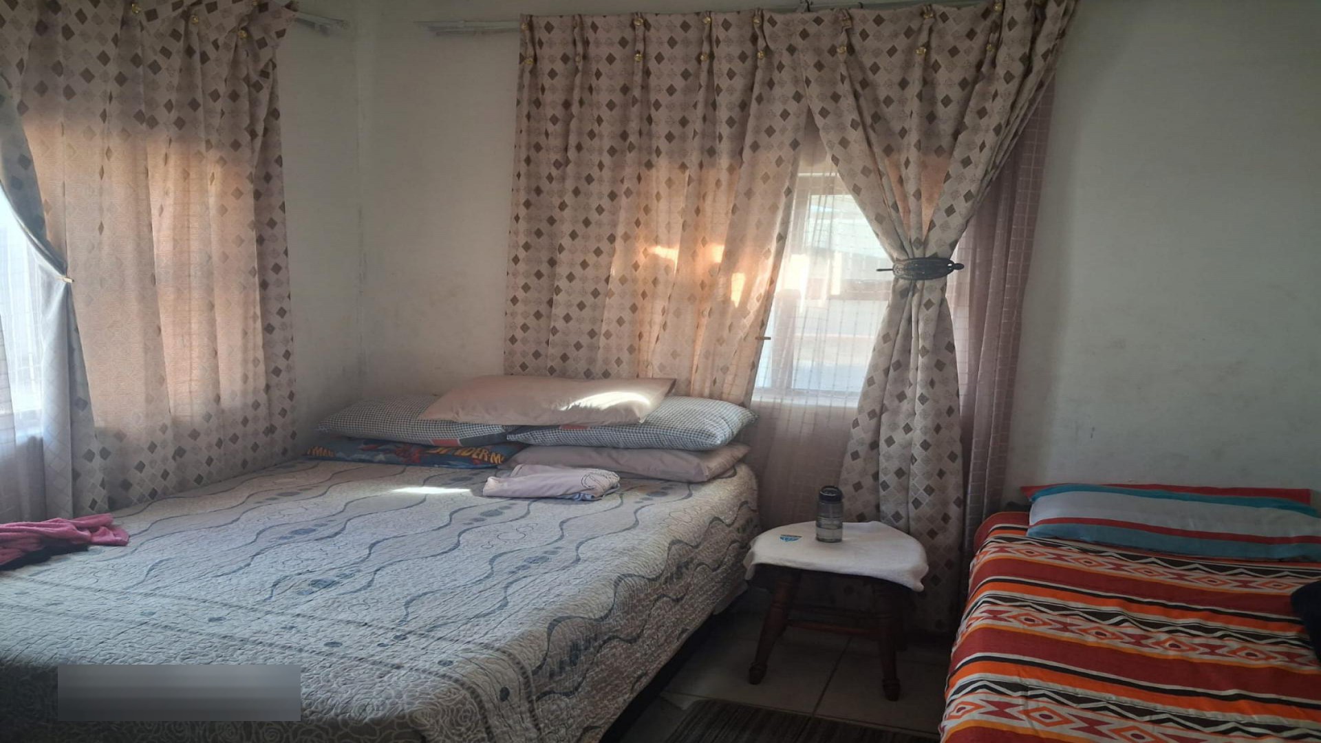 Bed Room 1 of property in Austerville