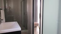 Main Bathroom - 5 square meters of property in Greenstone Hill