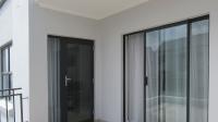 Balcony - 9 square meters of property in Greenstone Hill