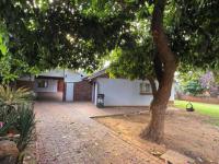  of property in Magalieskruin