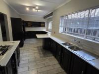  of property in Magalieskruin