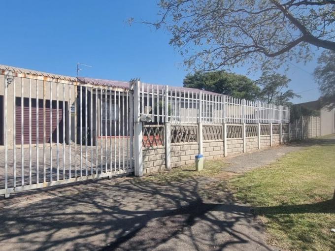 3 Bedroom House for Sale For Sale in South Hills - MR708575