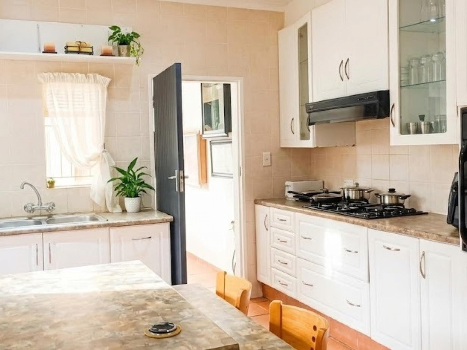  of property in Raceview