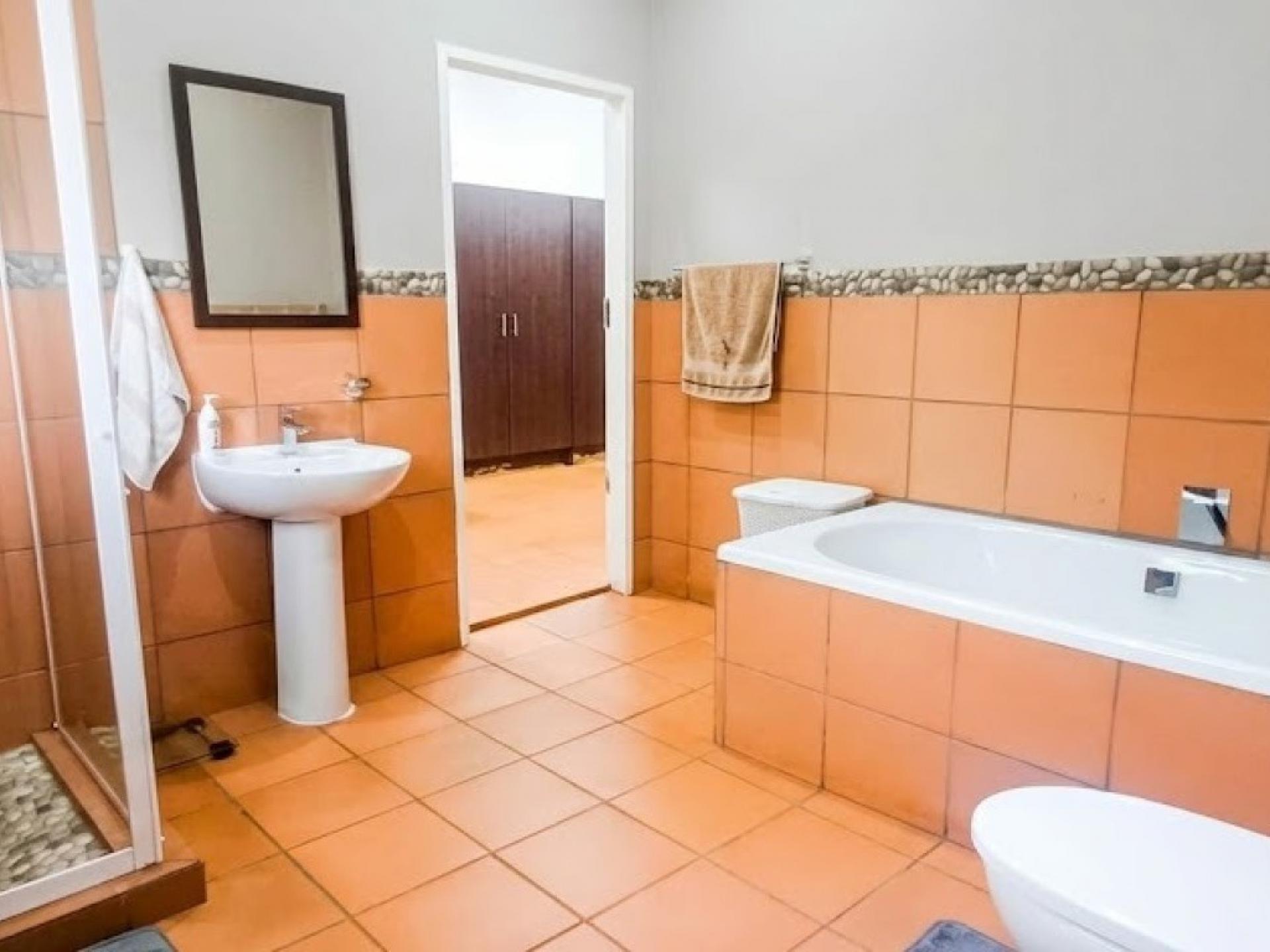  of property in Raceview