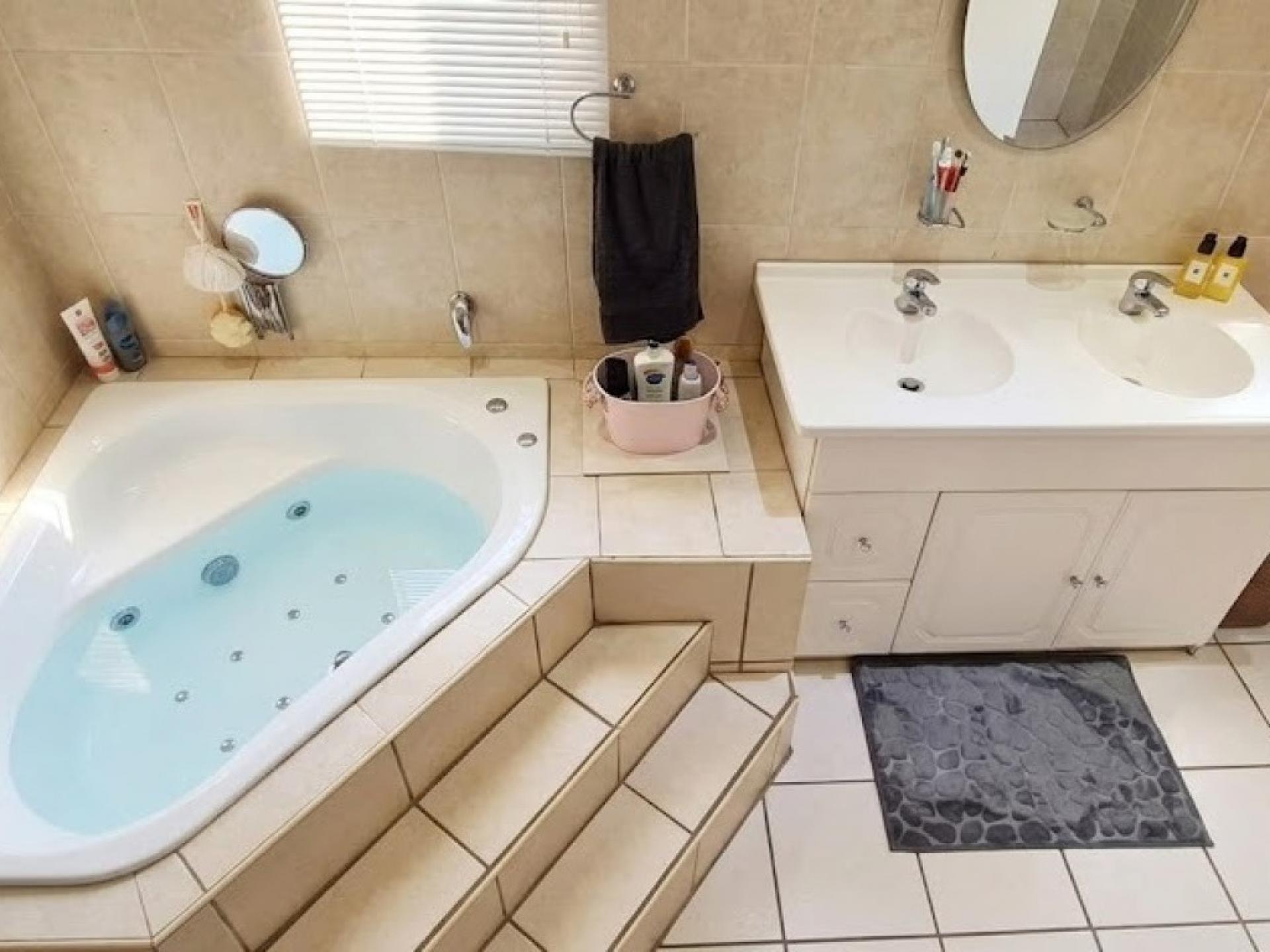  of property in Raceview