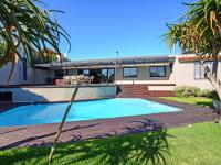  of property in Bloubergrant