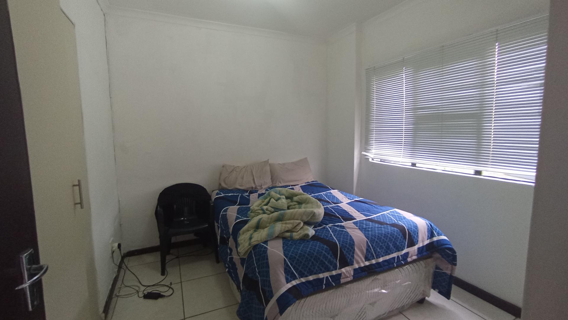 Main Bedroom - 17 square meters of property in Tongaat