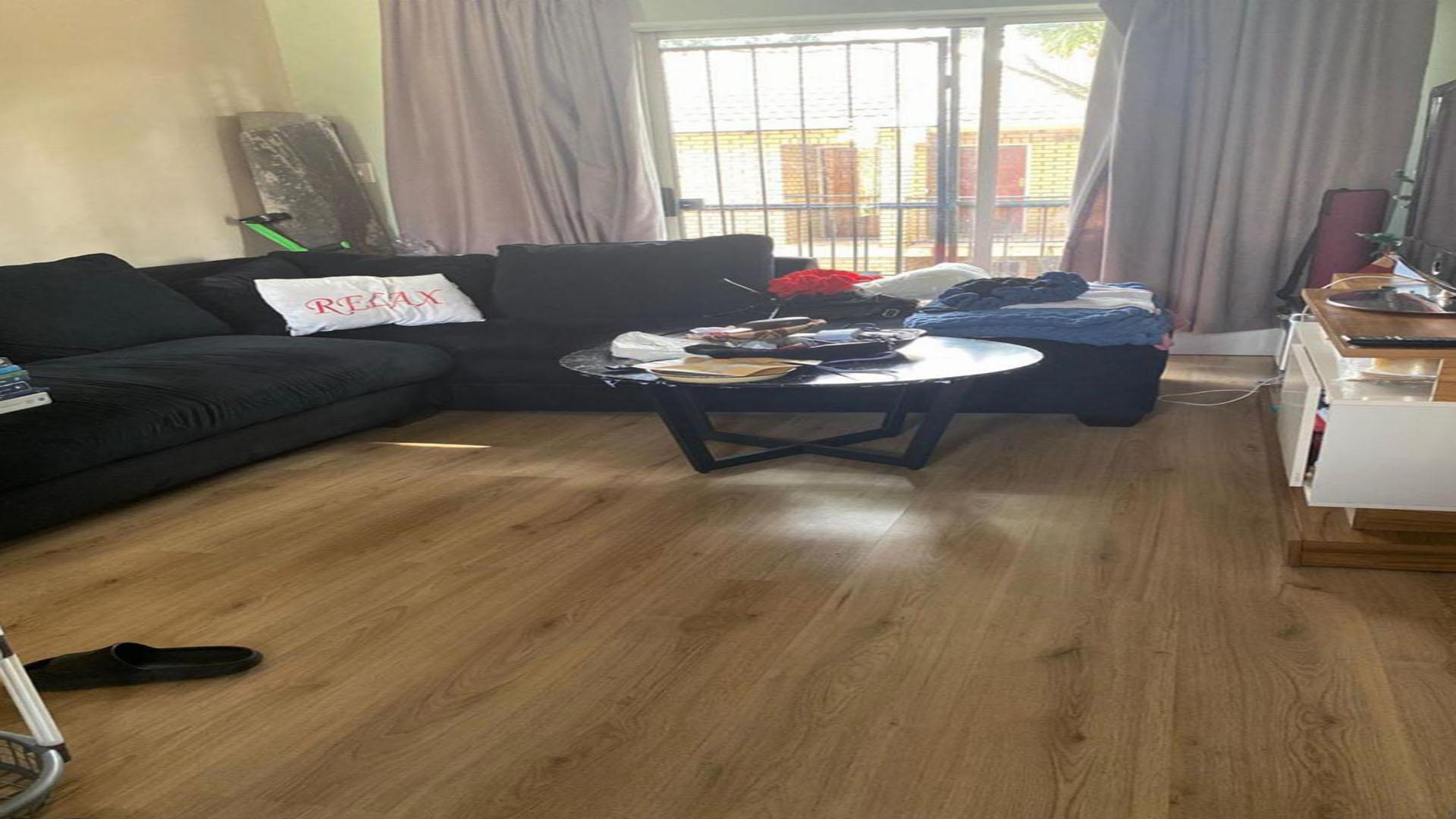 Lounges of property in Willow Park Manor