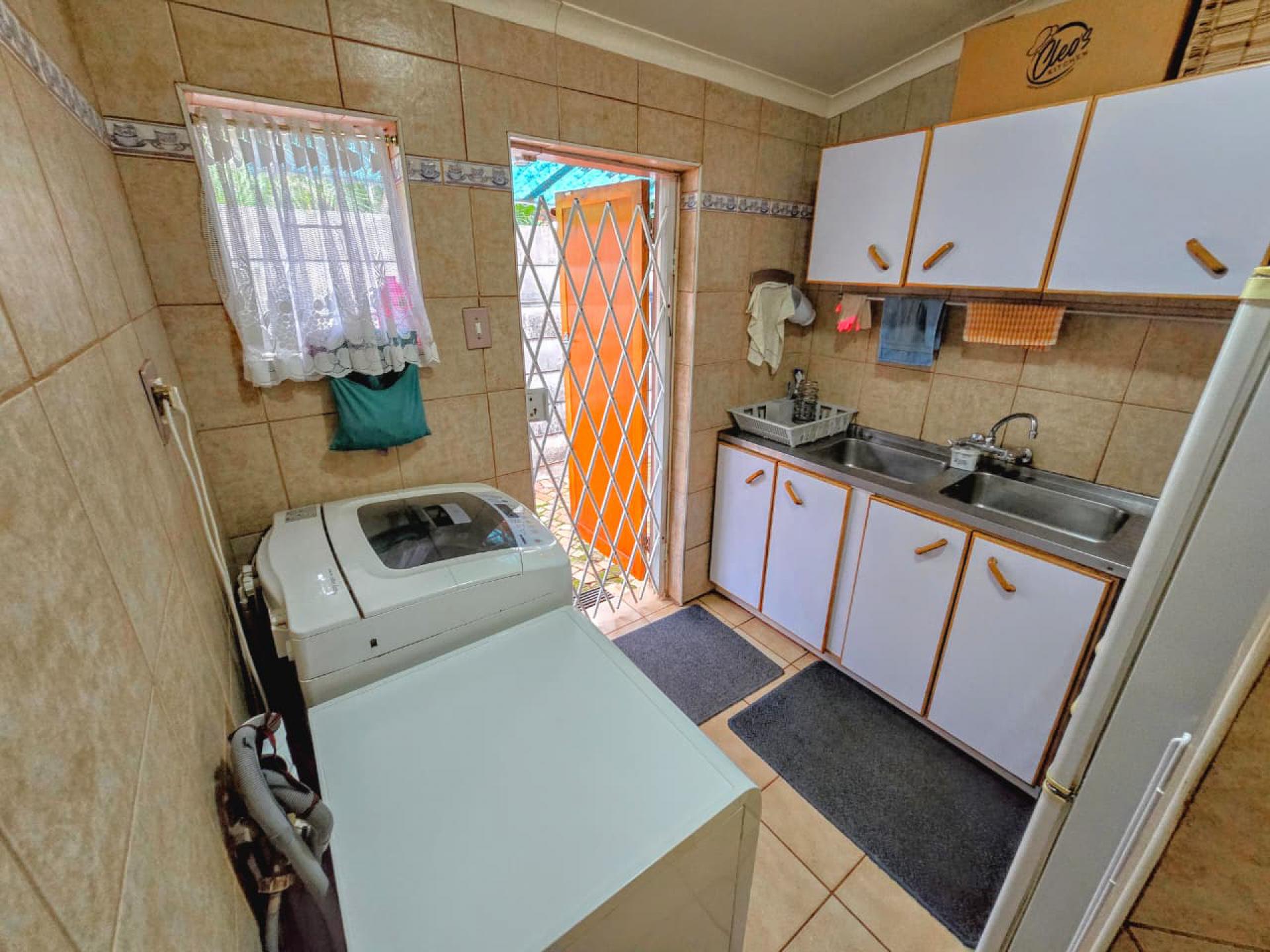  of property in Sinoville