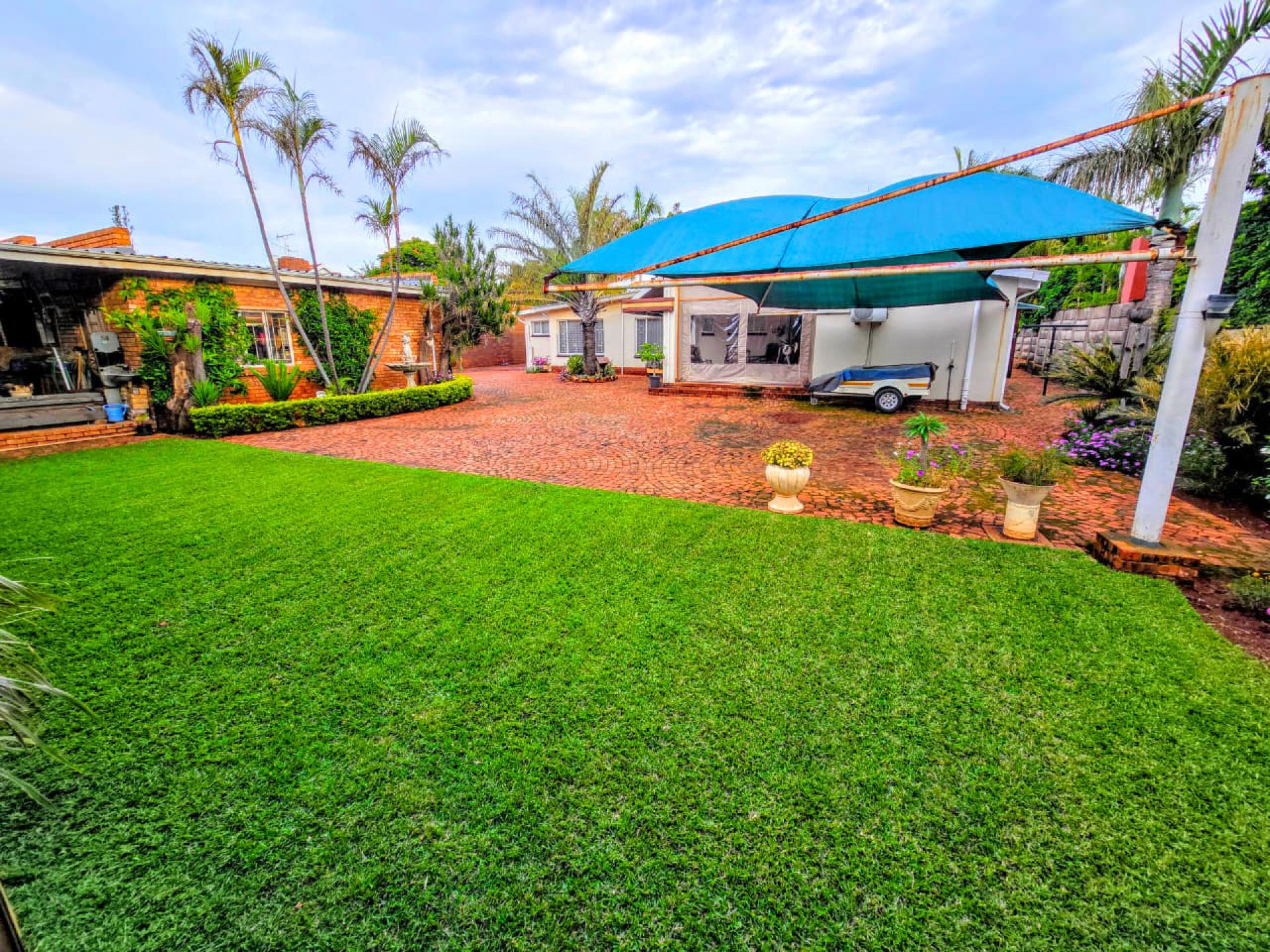  of property in Sinoville