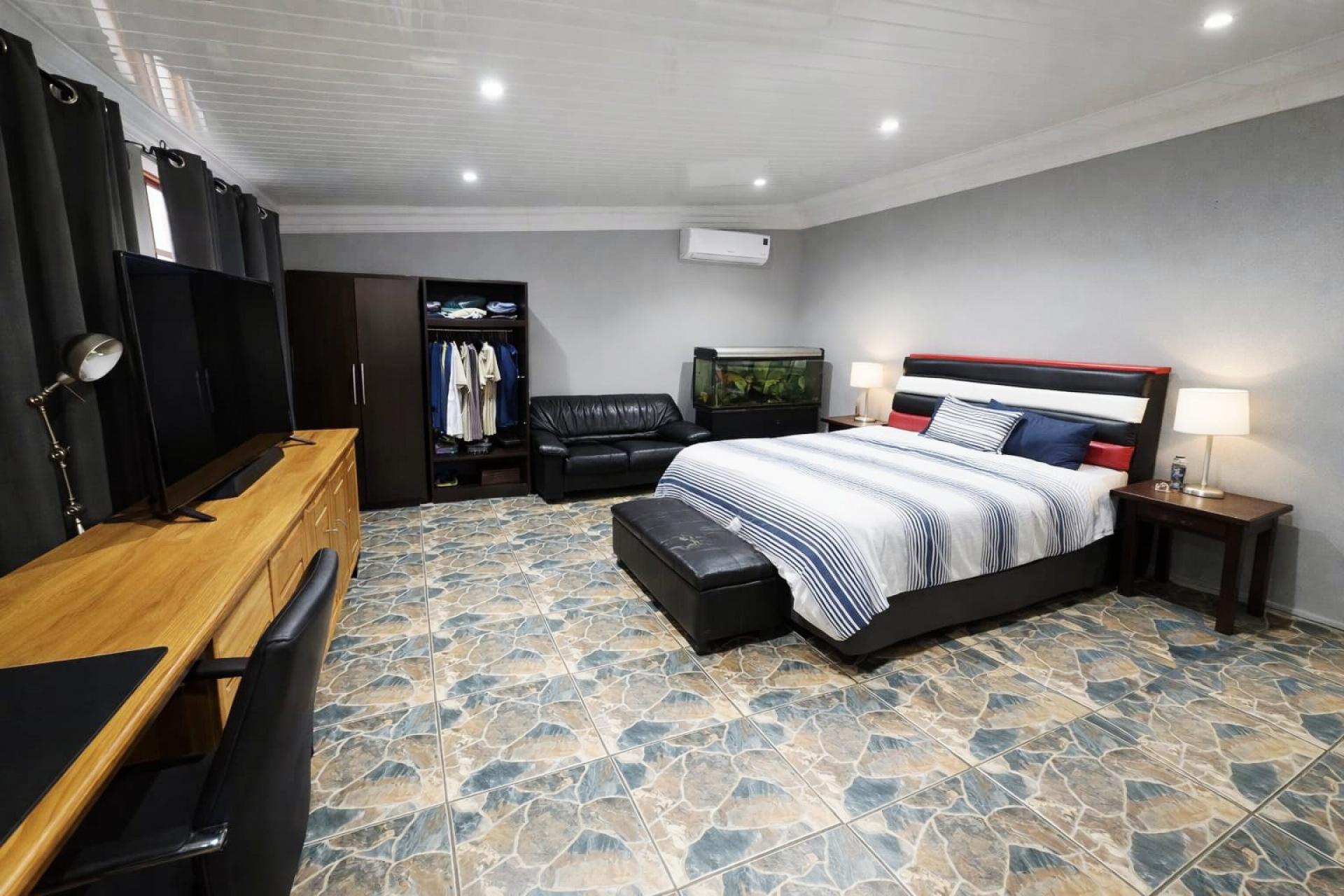  of property in Doornpoort