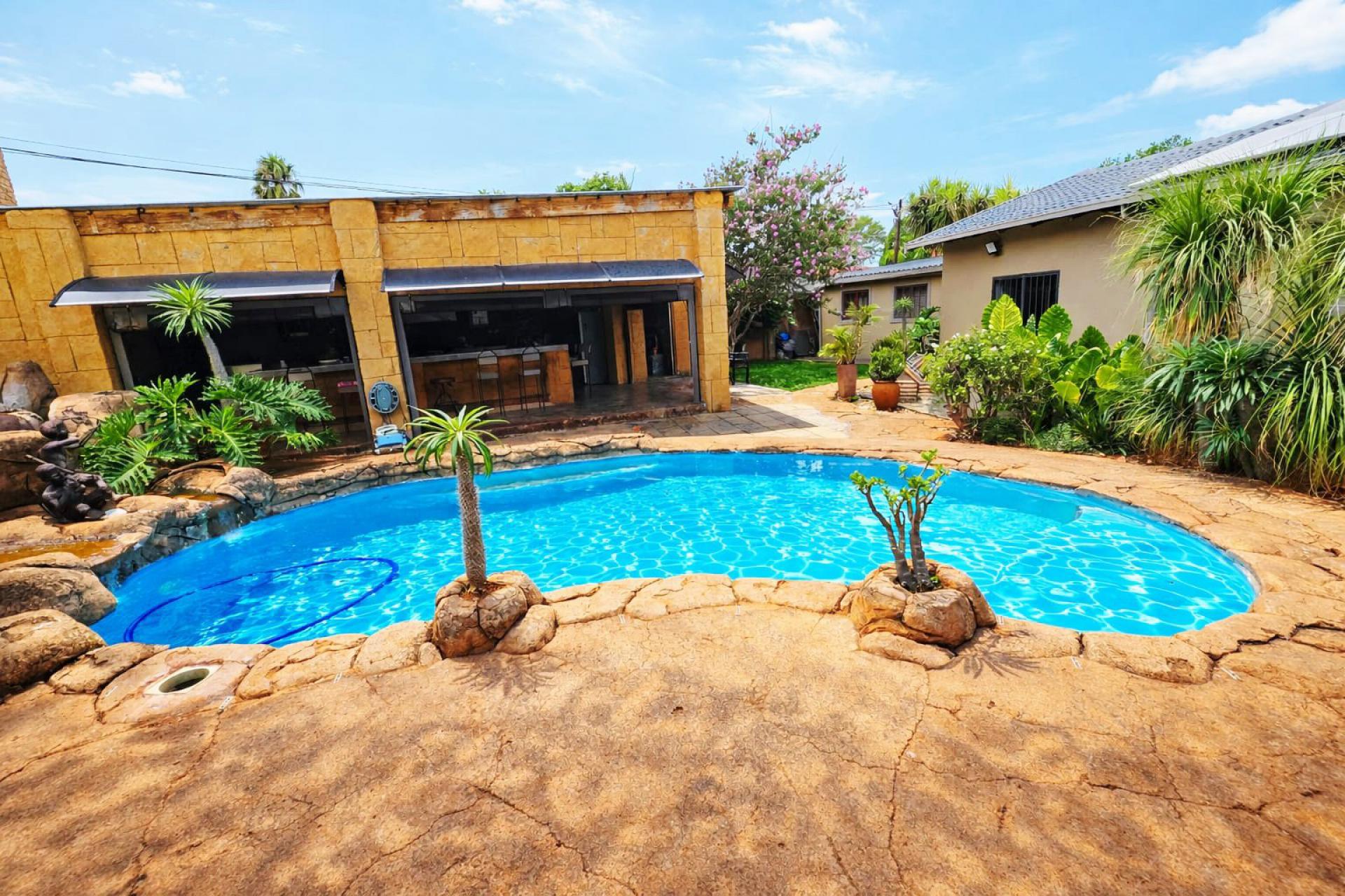  of property in Doornpoort