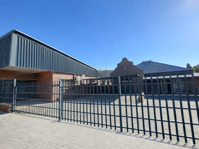 Commercial for Sale For Sale in Rustenburg - MR708695