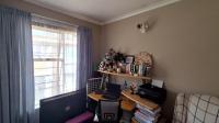 Bed Room 2 - 8 square meters of property in Glen Marais